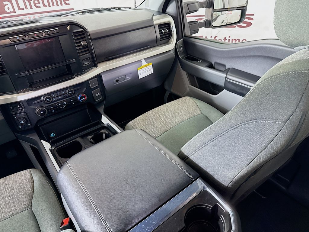 2024 Ford F-250 Super Duty XLT - Photo 27