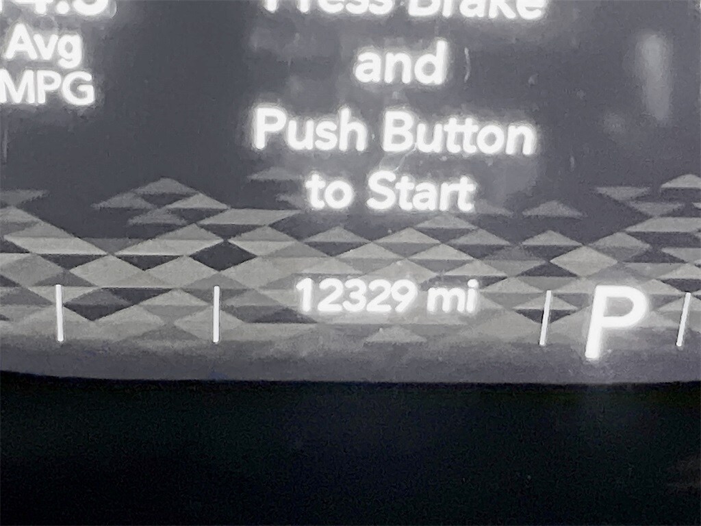 2022 Jeep Wrangler Unlimited Sahara 4xe photo 4