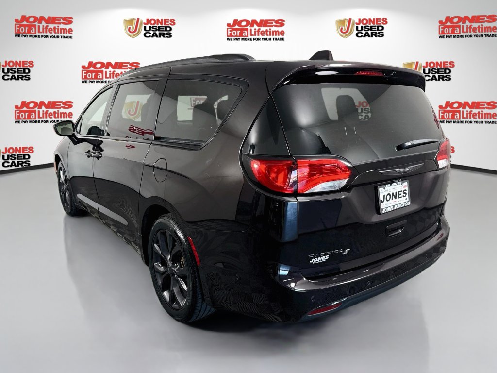 Certified 2019 Chrysler Pacifica Touring L Van Passenger Van