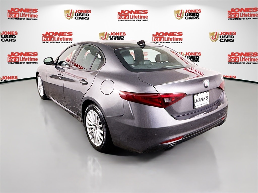 Used 2023 Alfa Romeo Giulia Base Sedan