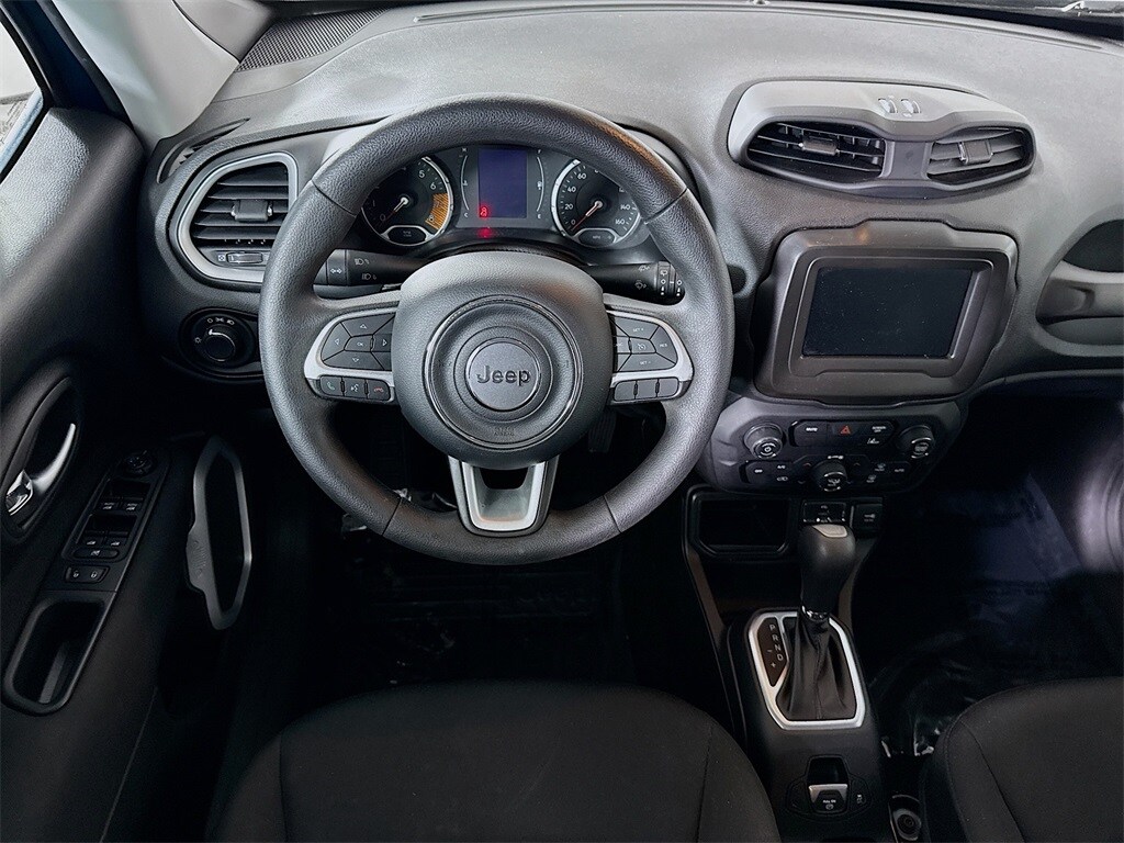 2021 Jeep Renegade Sport photo 3