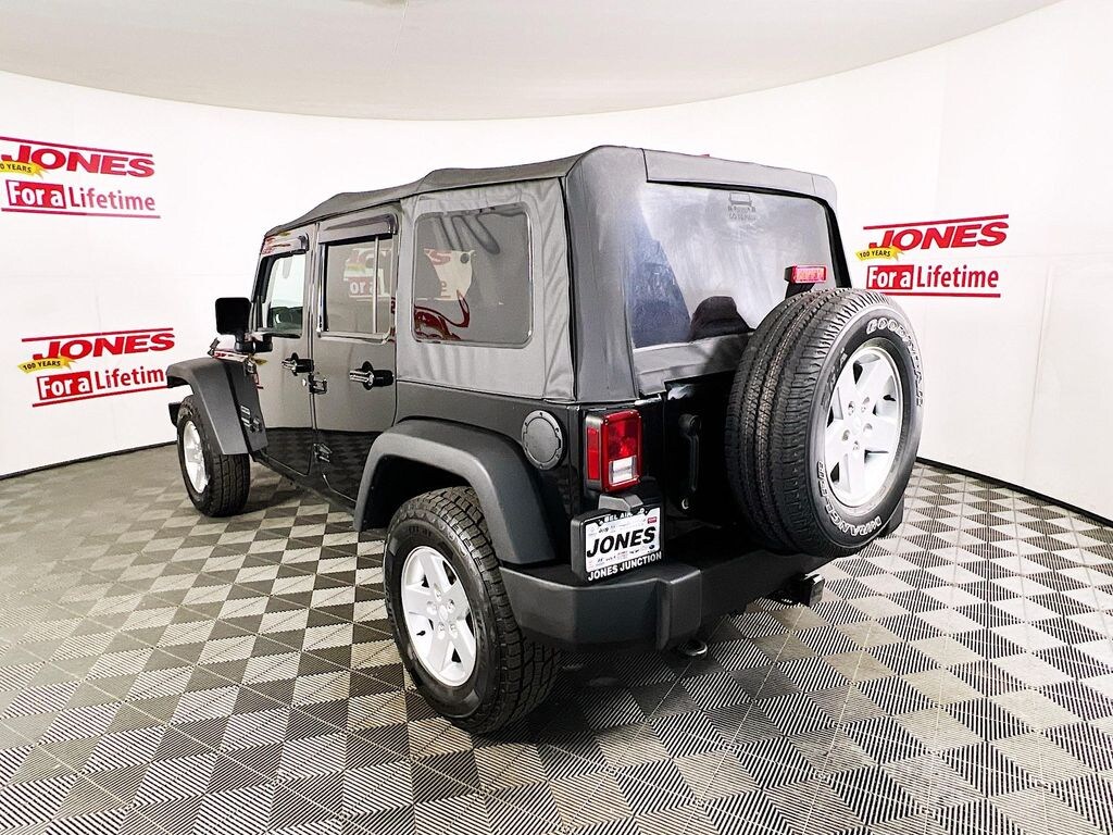 Used 2015 Jeep Wrangler Unlimited Unlimited Sport SUV