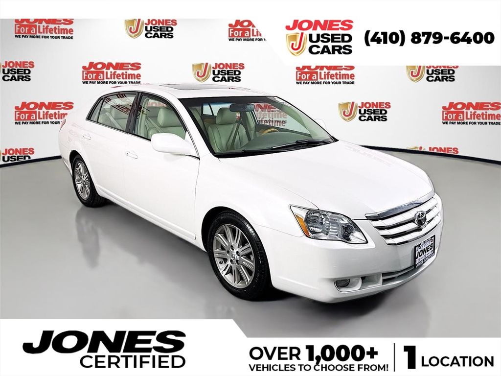 2007 Toyota Avalon Limited's photo