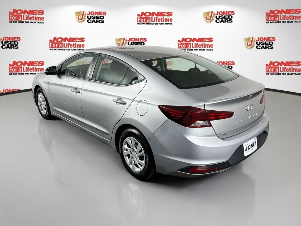 Used 2020 Hyundai Elantra SE Sedan