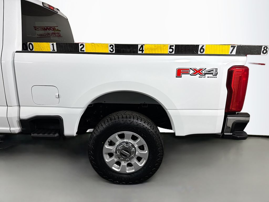 2024 Ford F-250 Super Duty XLT - Photo 14