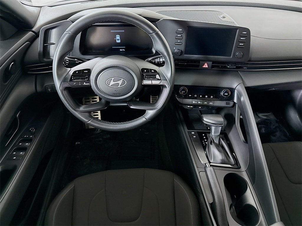 Certified 2025 Hyundai Elantra SEL Sport Sedan