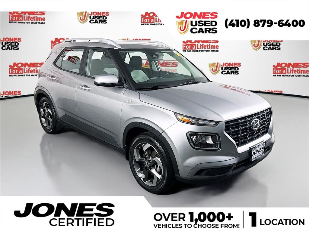 2023 Hyundai Venue SEL IVT's photo