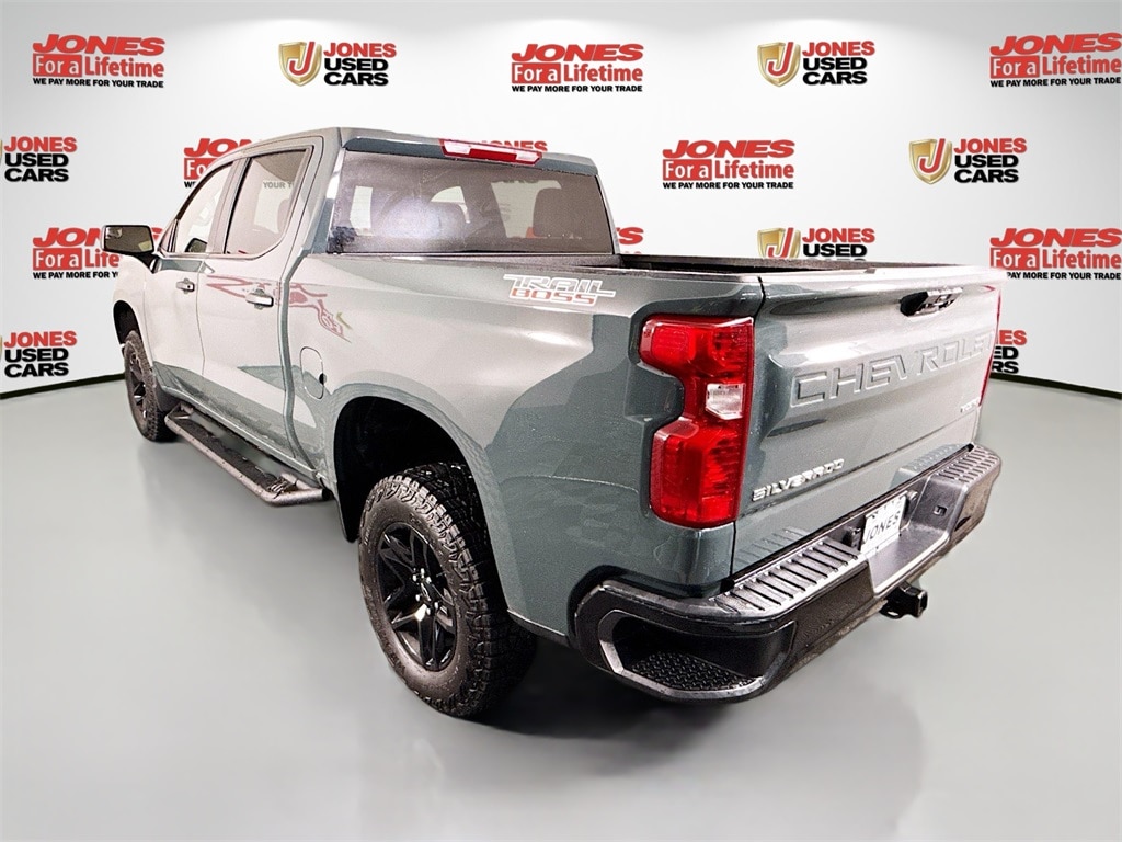 Used 2025 Chevrolet Silverado 1500 Custom Trail Boss Truck Crew Cab