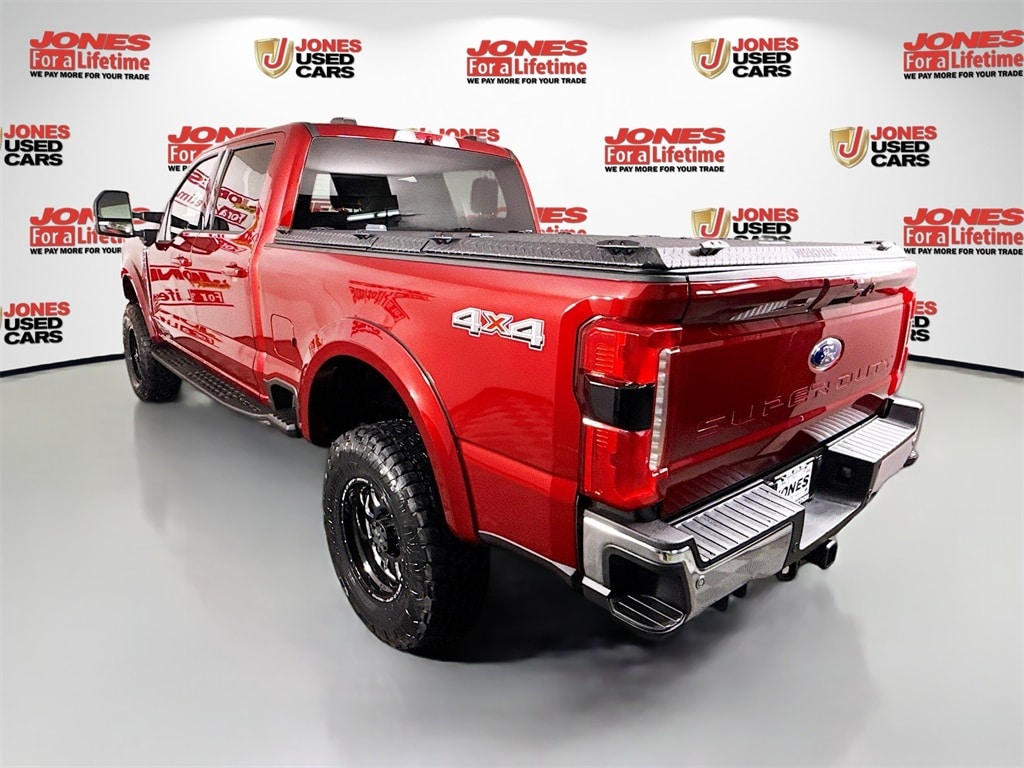 Used 2025 Ford F-250 Lariat Truck Crew Cab