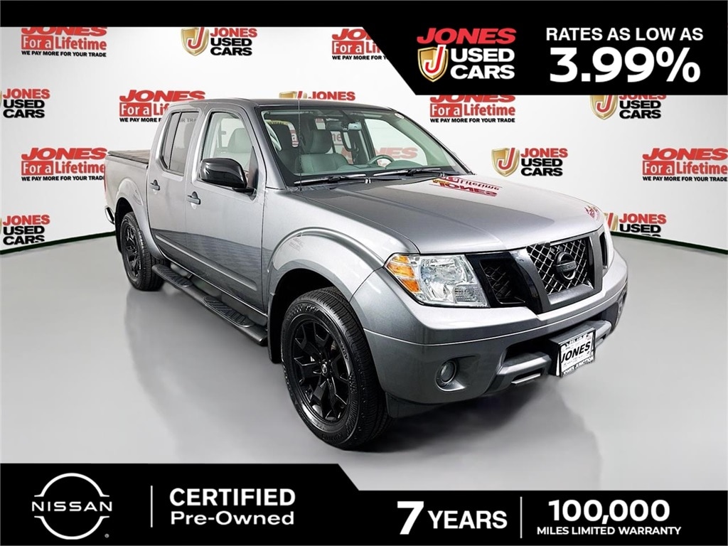 2020 Nissan Frontier SV's photo