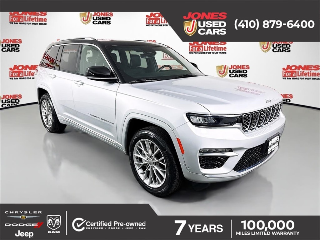 2023 Jeep Grand Cherokee Summit's photo