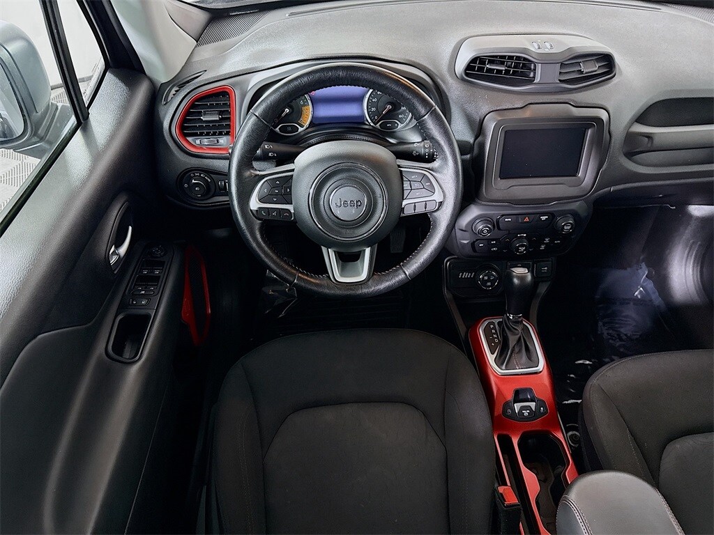 2019 Jeep Renegade Trailhawk photo 3