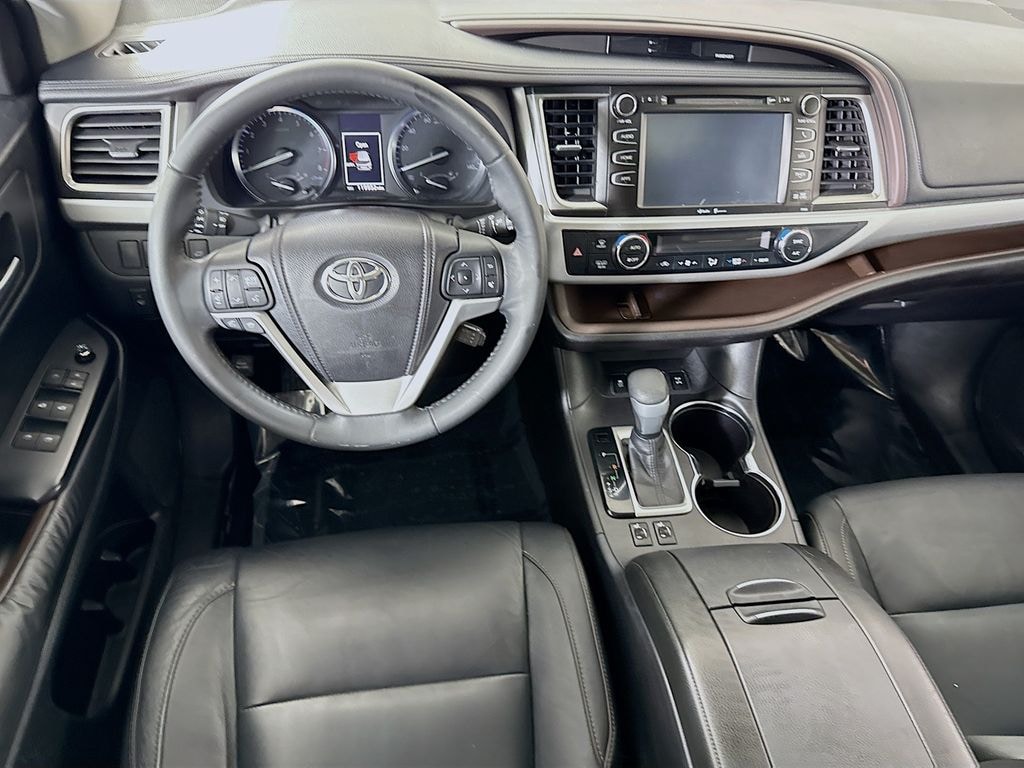 Used 2014 Toyota Highlander XLE V6 SUV