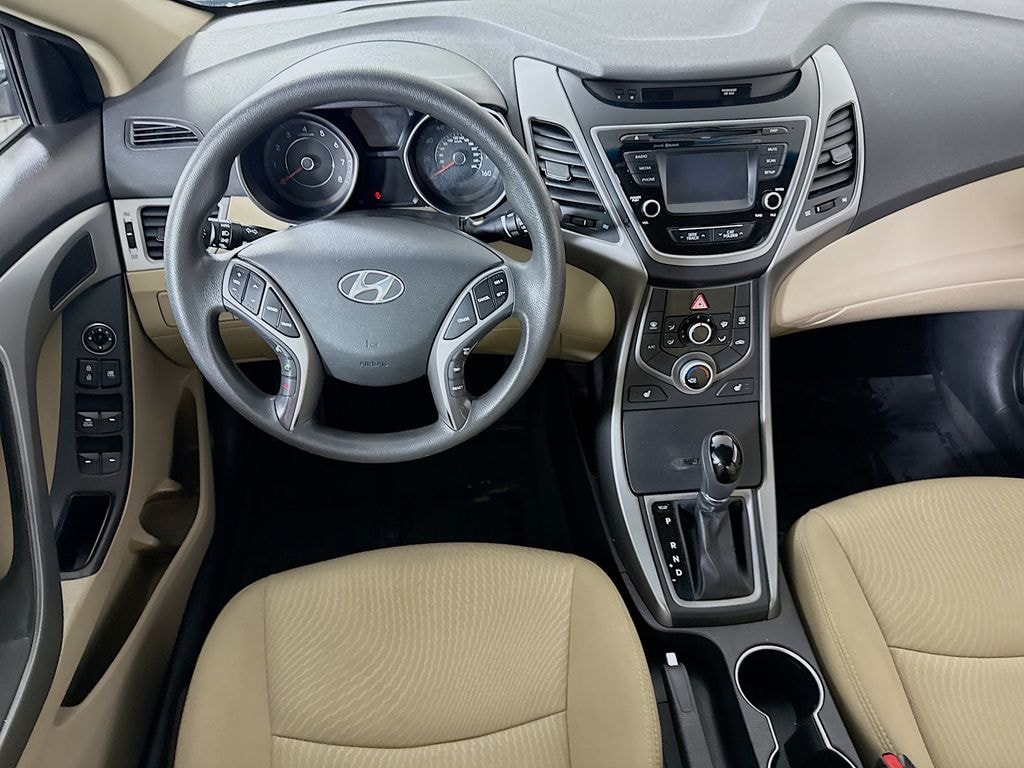 Used 2014 Hyundai Elantra SE Sedan