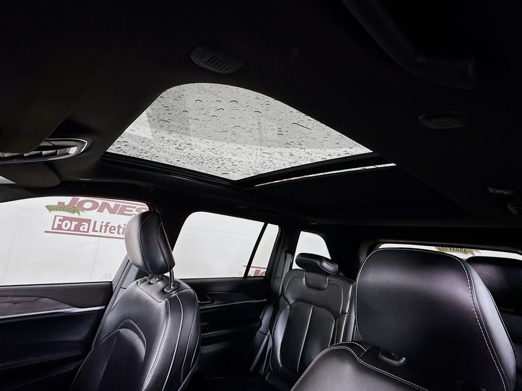 2024 Jeep Grand Cherokee 4xe - Photo 12