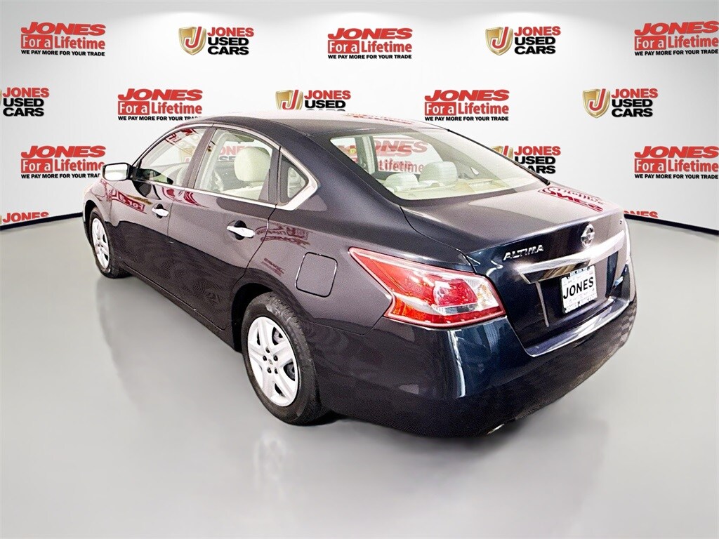 2013 Nissan Altima 2.5 S photo 2