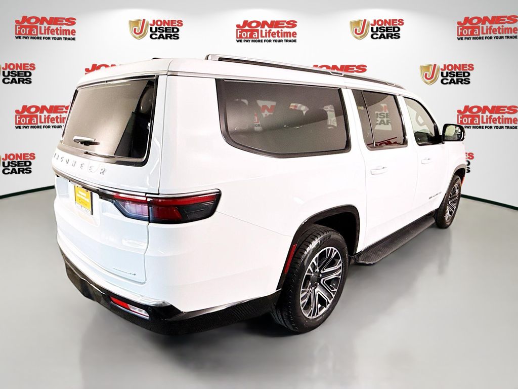 2024 Jeep Wagoneer L Series II - Photo 17