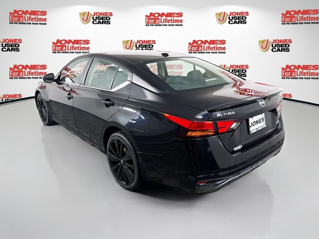 Used 2019 Nissan Altima 2.5 SR Sedan