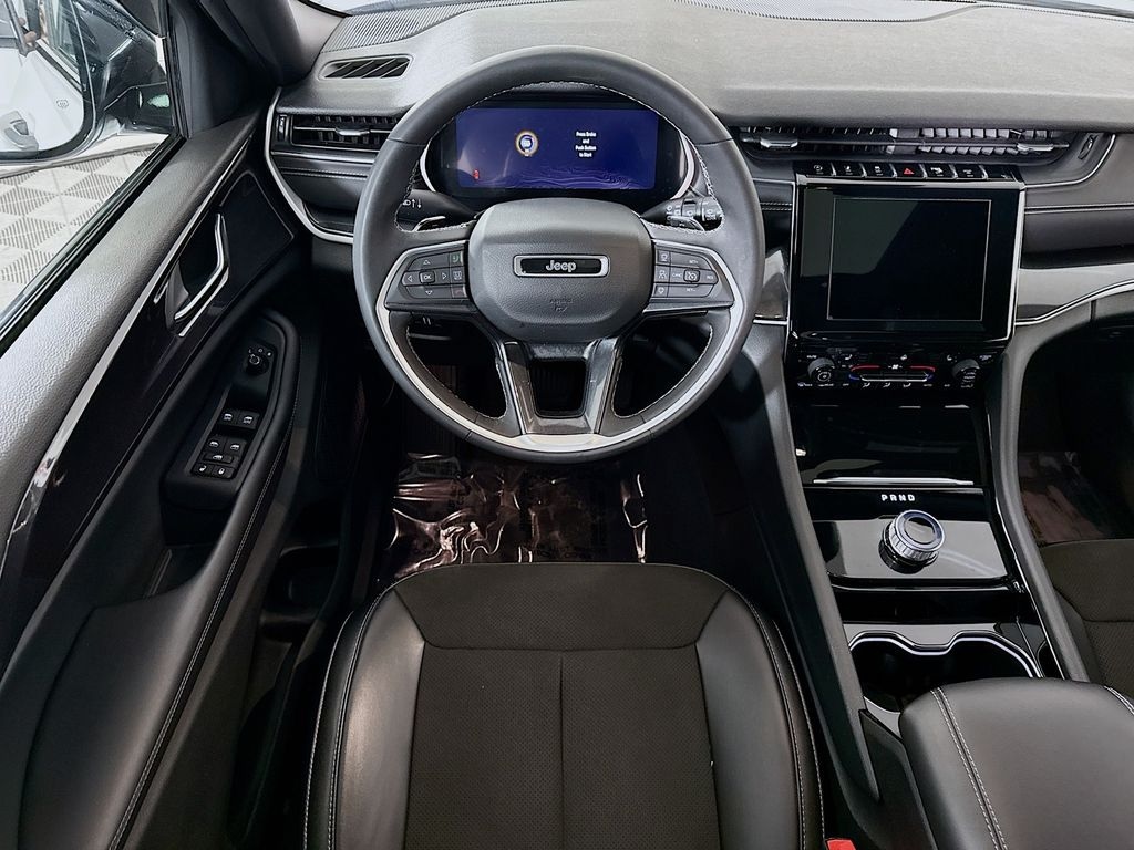 Used 2023 Jeep Grand Cherokee Altitude X SUV