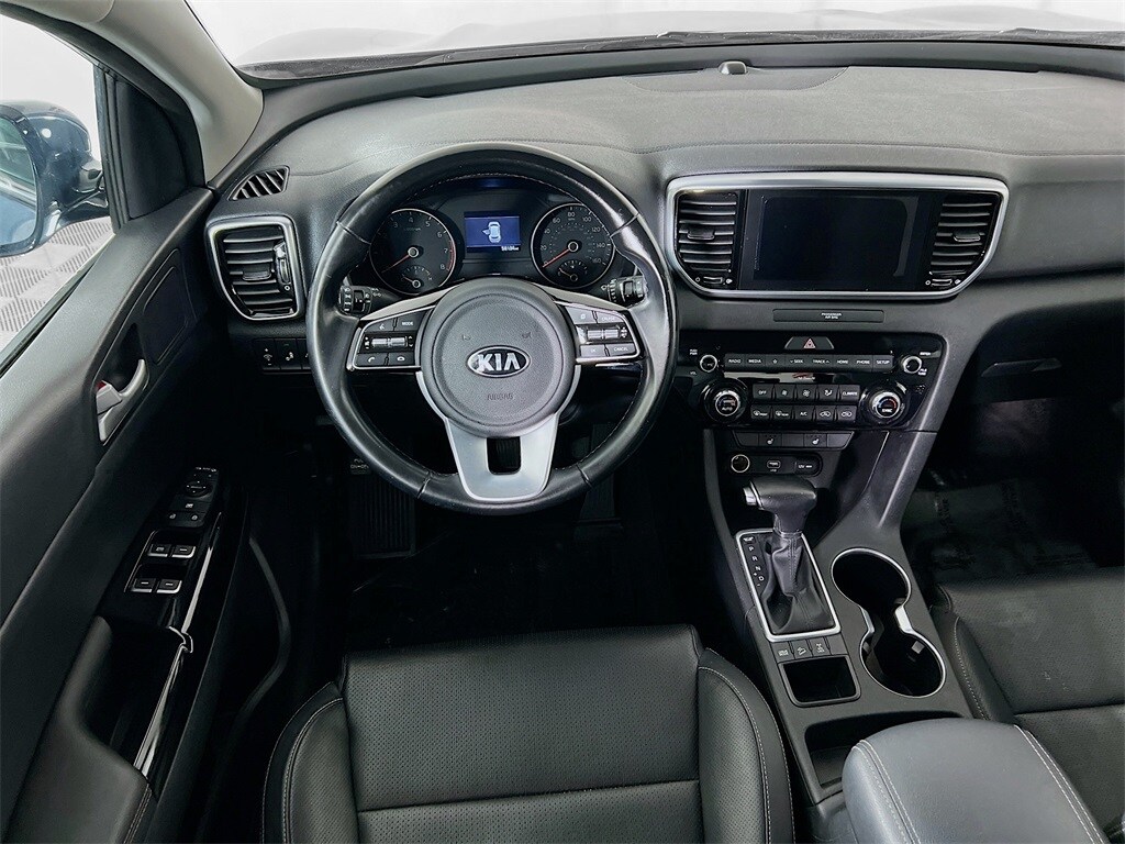 2020 Kia Sportage EX photo 3