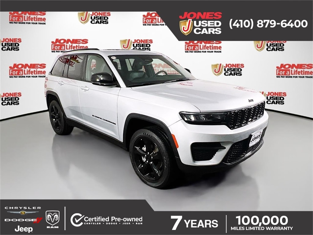 2023 Jeep Grand Cherokee Altitude's photo