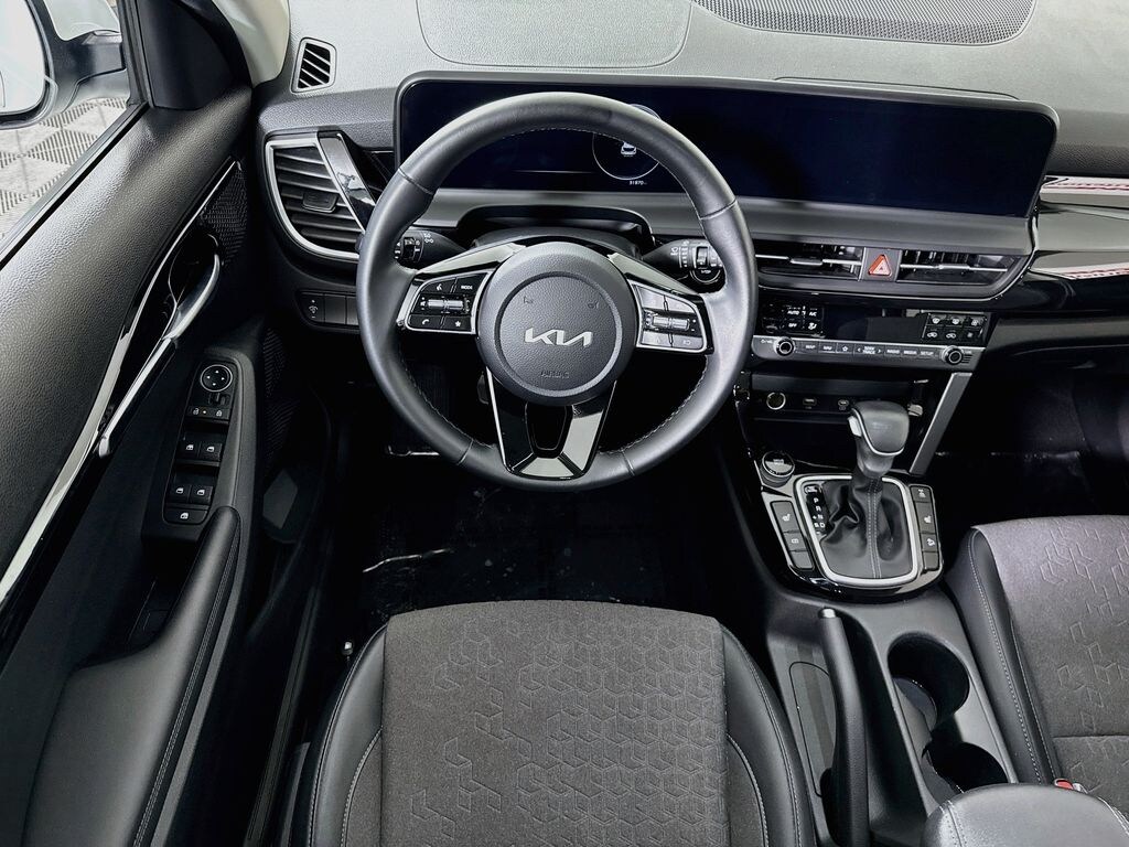 Certified 2024 Kia Seltos X-Line SUV