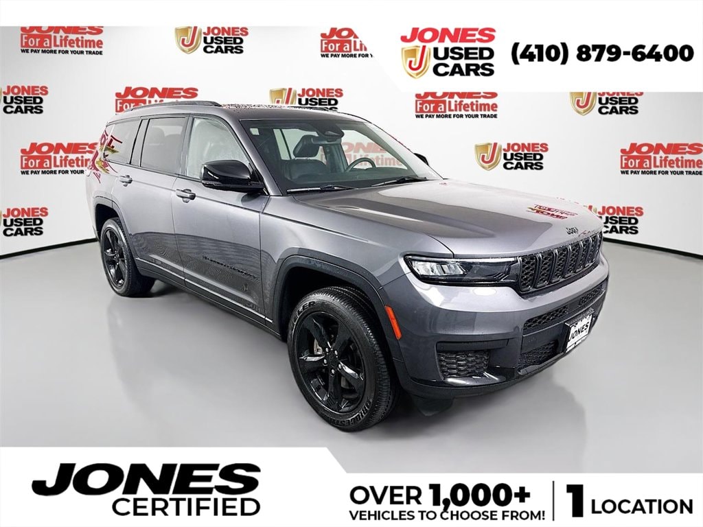 Used 2023 Jeep Grand Cherokee Altitude SUV