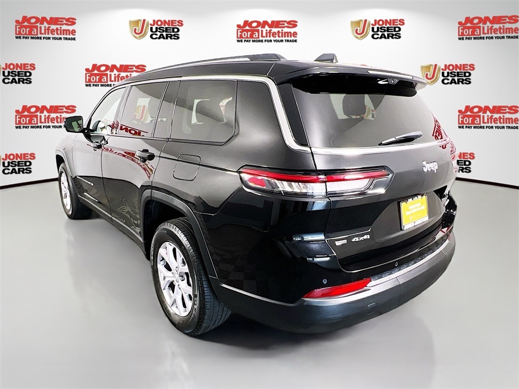 2022 Jeep Grand Cherokee Limited photo 2