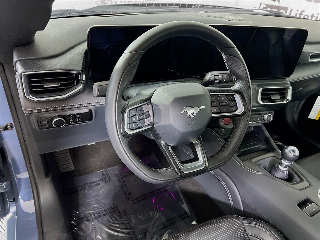 2024 Ford Mustang GT Premium photo 3