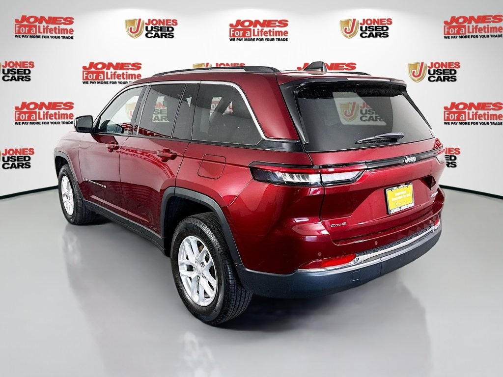 Used 2023 Jeep Grand Cherokee Laredo SUV