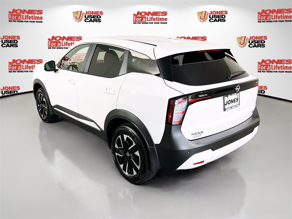 Certified 2025 Nissan Kicks SV SUV