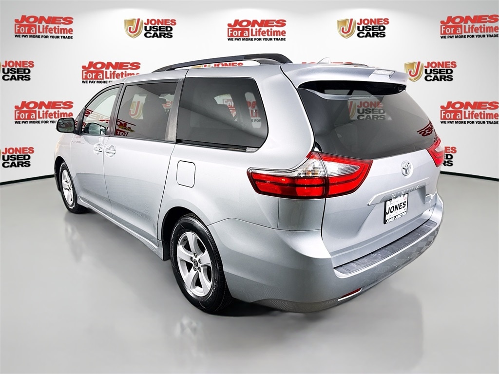 Used 2020 Toyota Sienna LE Van