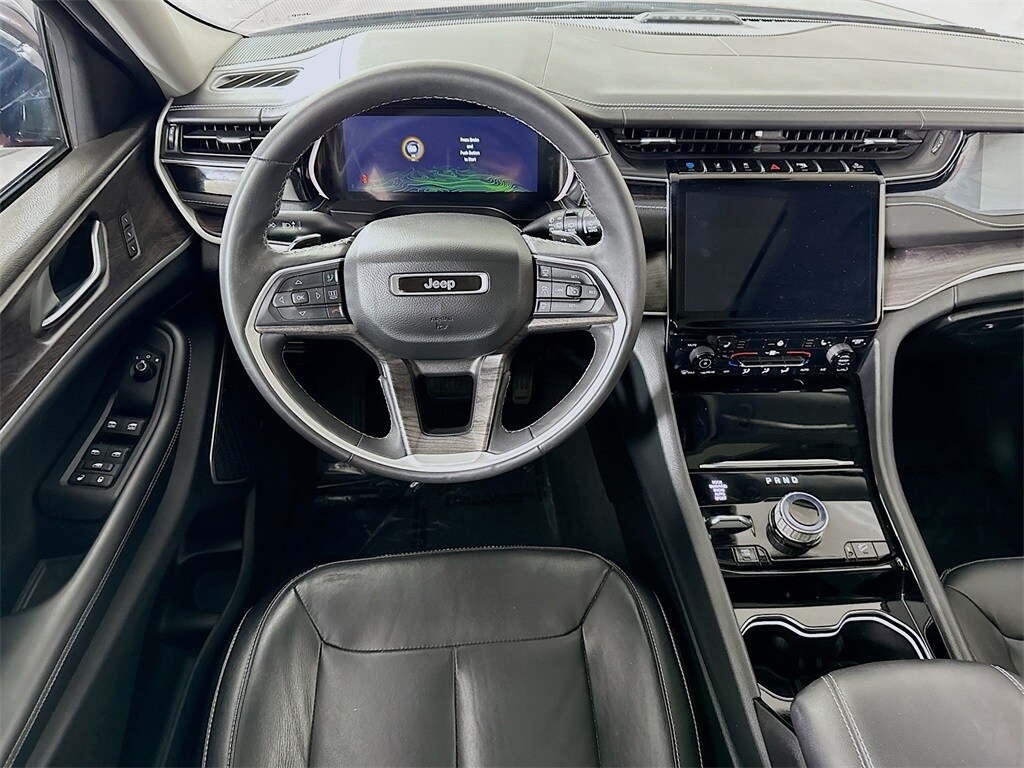 2022 Jeep Cherokee Limited 4xe photo 2