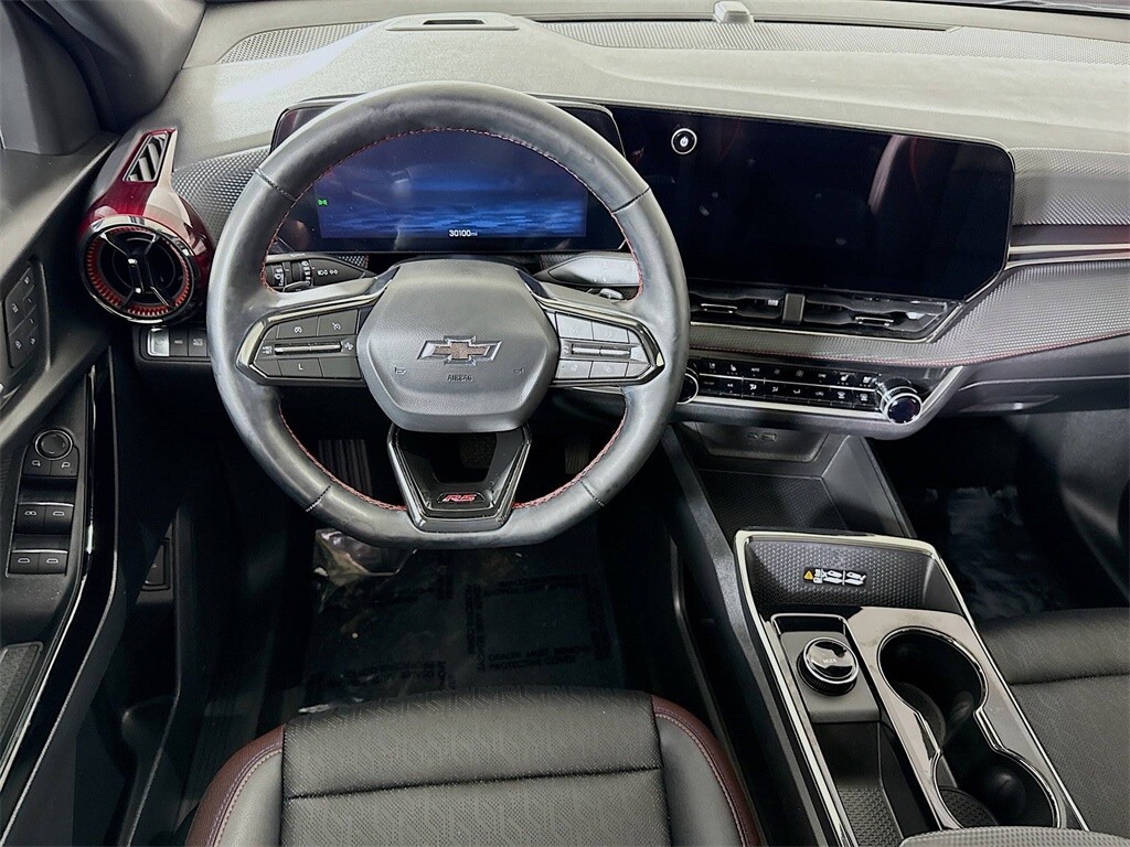 2025 Chevrolet Equinox RS photo 2