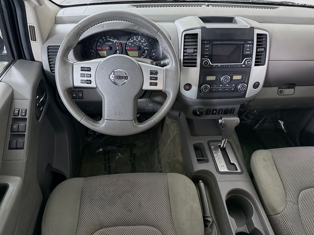 Used 2016 Nissan Frontier SV Truck Crew Cab