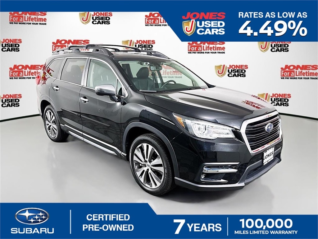 2022 Subaru Ascent Touring's photo