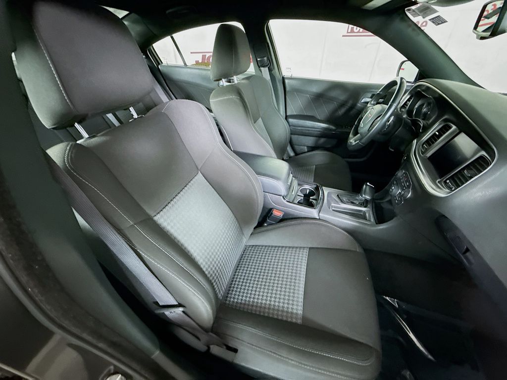 Photo 29