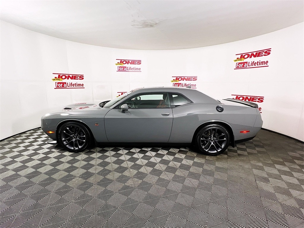 Used 2023 Dodge Challenger (2C3CDZFJ0PH696407) tFor Sale