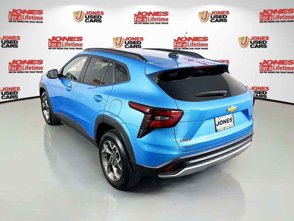 Used 2026 Chevrolet Trax LT SUV