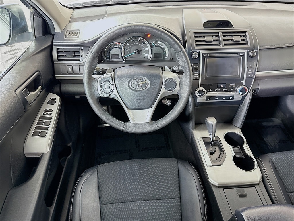 Used 2013 Toyota Camry SE Sedan