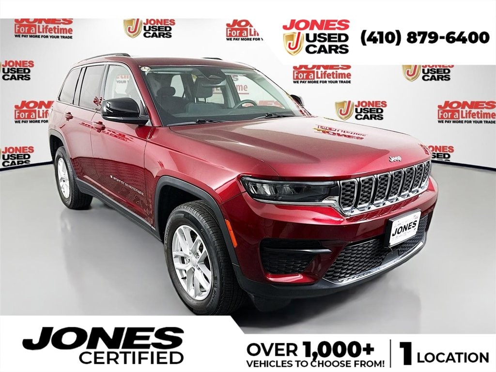 Used 2023 Jeep Grand Cherokee Laredo SUV