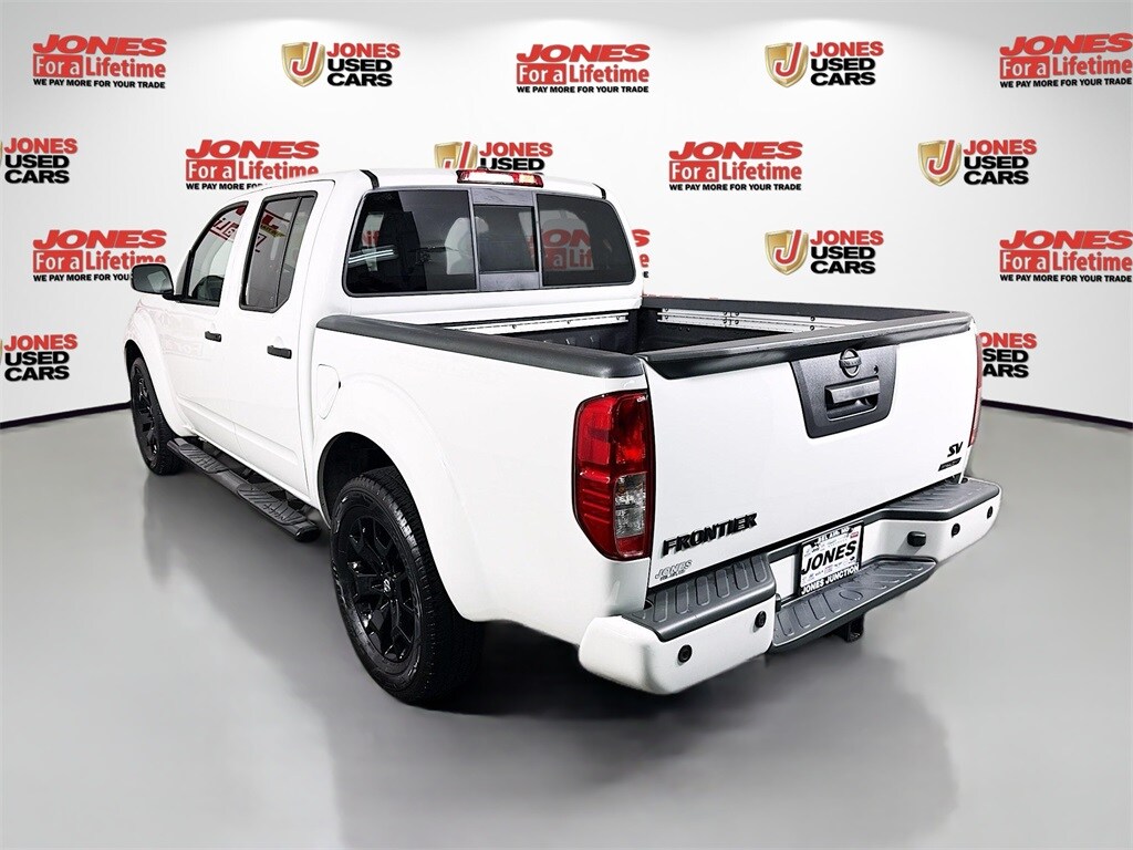 2020 Nissan Frontier SV photo 2