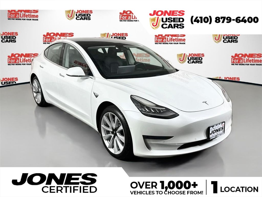2020 Tesla Model 3 Standard Range Plus's photo