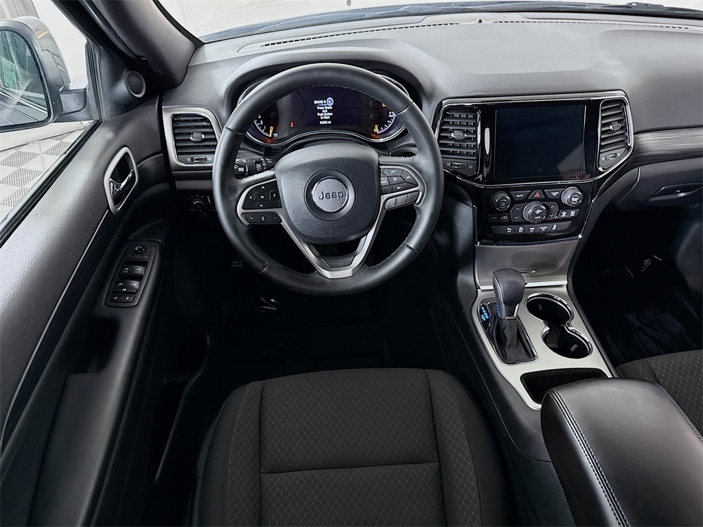 Used 2019 Jeep Grand Cherokee Laredo E SUV