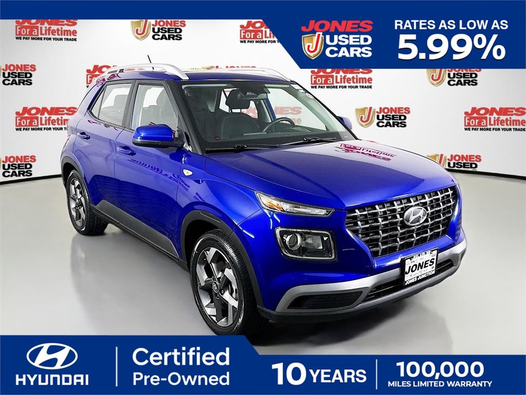 2023 Hyundai Venue SEL IVT's photo