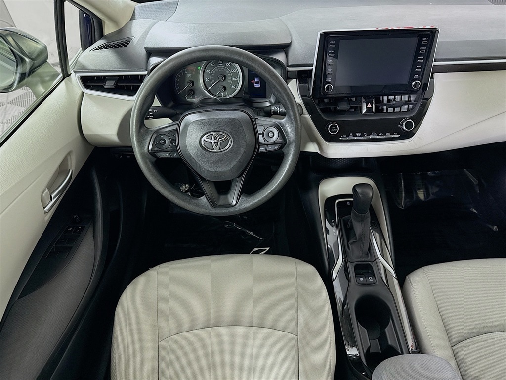Used 2020 Toyota Corolla LE Sedan