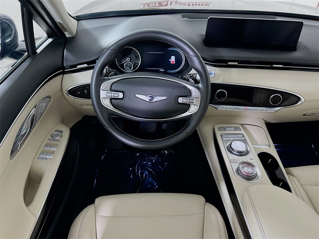 2025 Genesis GV70 2.5T photo 3