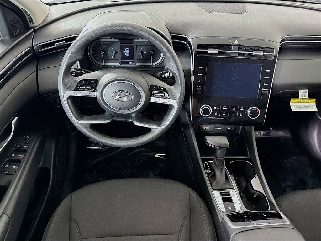 2022 Hyundai Tucson SEL photo 2