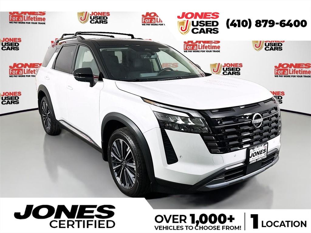 2026 Nissan Pathfinder Platinum 4WD's photo