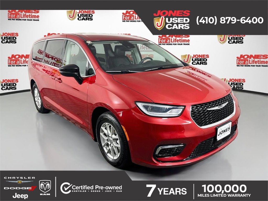 2024 Chrysler Pacifica Van Passenger Van 